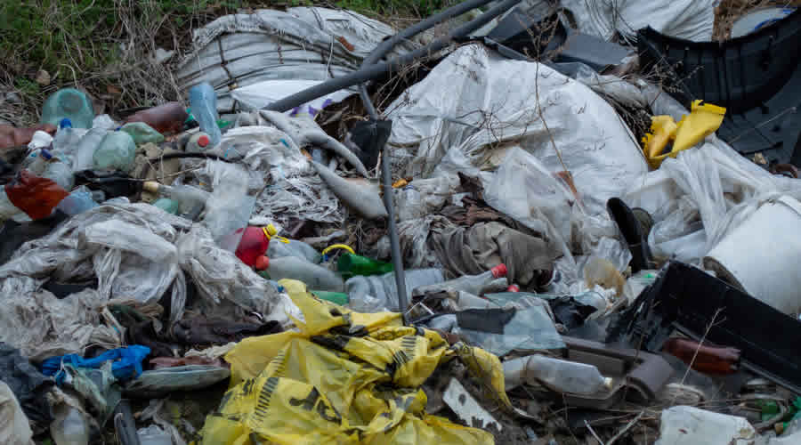 7 environmental impacts of improper rubbish removal What are the environmental impacts of improper rubbish removal?